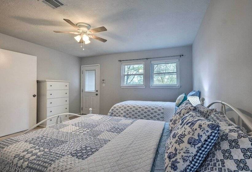 Waterfront Home W/ Boat Dock On Lake Conroe!