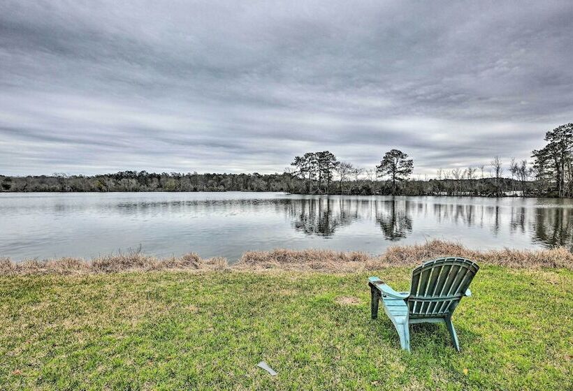 Waterfront Home W/ Boat Dock On Lake Conroe!