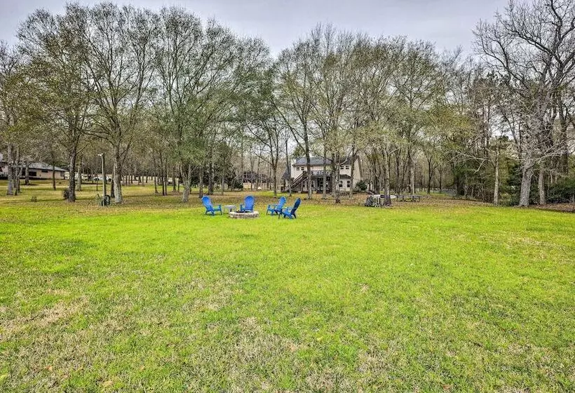 Waterfront Home W/ Boat Dock On Lake Conroe!