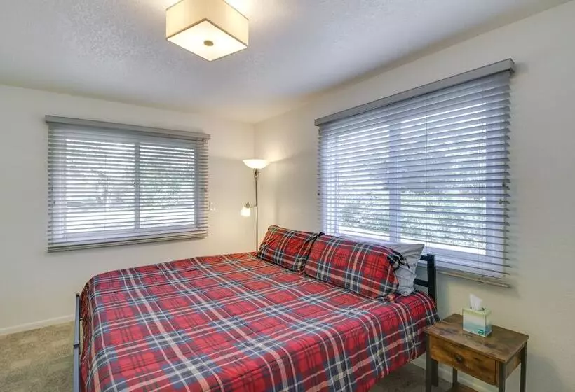 Lakefront Walker Home W/ Boat Dock & Lift!