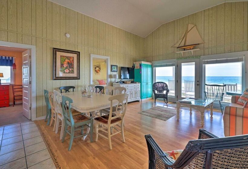 Peaceful Cottage By The Sea Oceanfront Home!