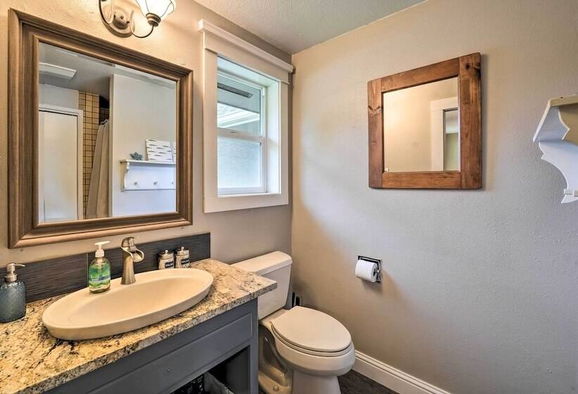 Peaceful Ranch Style Camano Home On 5 Acres!