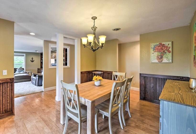 Peaceful Ranch Style Camano Home On 5 Acres!