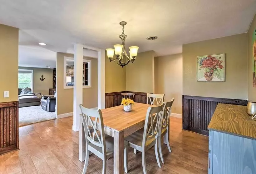 Peaceful Ranch Style Camano Home On 5 Acres!