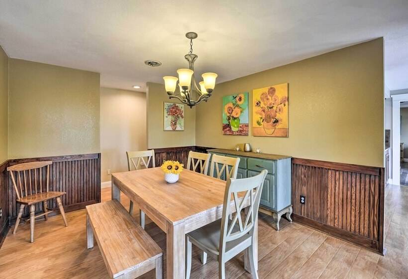 Peaceful Ranch Style Camano Home On 5 Acres!