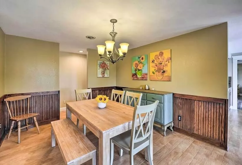 Peaceful Ranch Style Camano Home On 5 Acres!