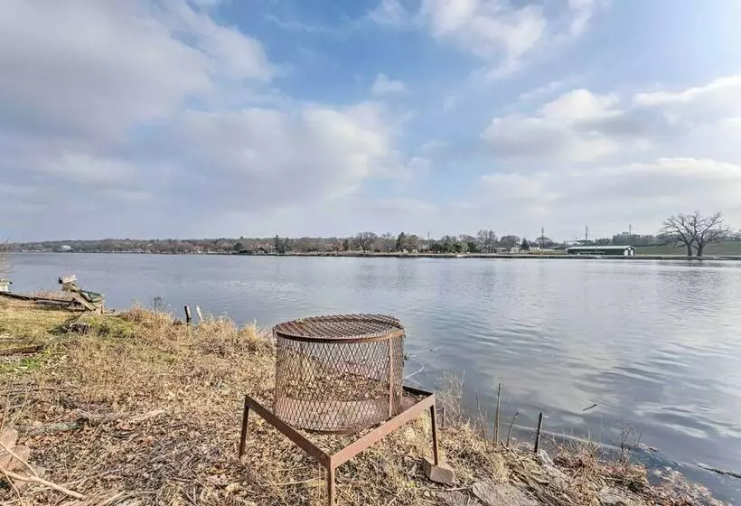 Riverfront Rockford Home W/ Fire Pit & Deck!