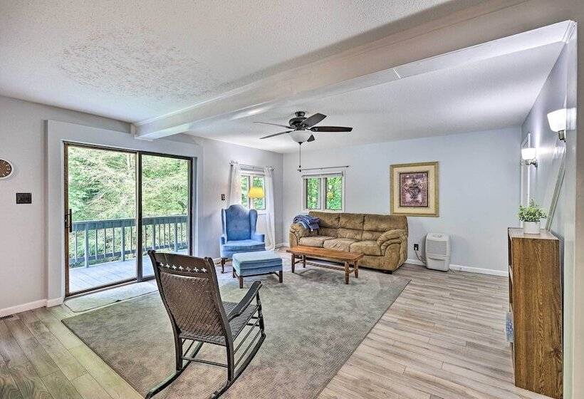 Roan Mountain Creekside Cabin: Hike & Fish!