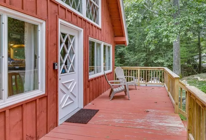 Rustic, Cozy Cabin W/ Easy Ski And Beach Access!