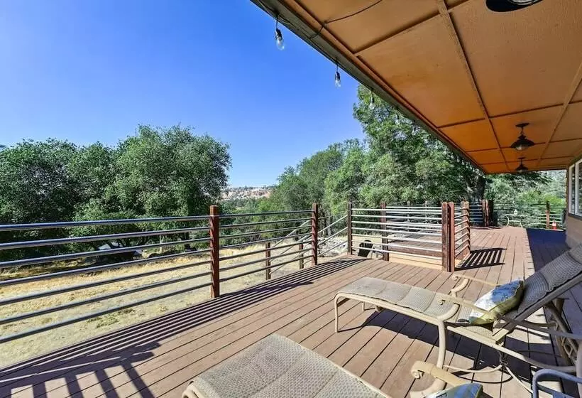 Luxury Retreat In Natl Forest Near Lakes & Trails