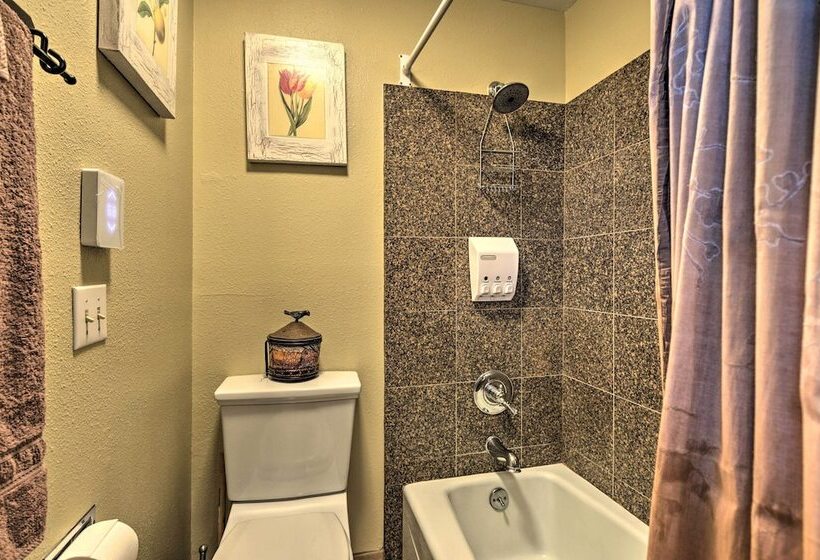 Sprawling Fraser Cabin W/ Private Hot Tub & Deck!