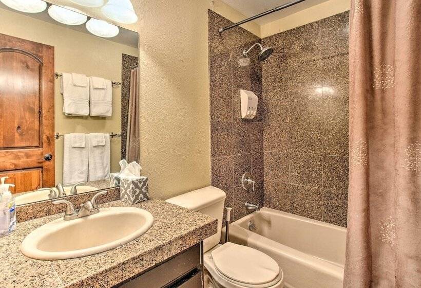 Sprawling Fraser Cabin W/ Private Hot Tub & Deck!