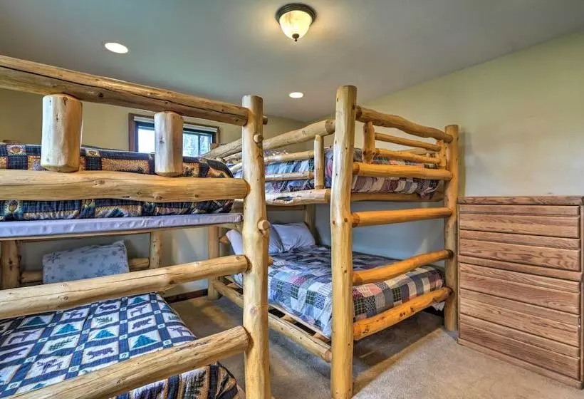 Sprawling Fraser Cabin W/ Private Hot Tub & Deck!