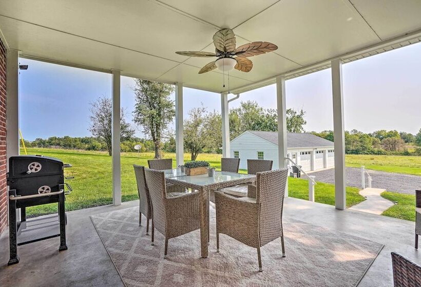 Upscale Country Home W/ Fire Pit In Taneytown!