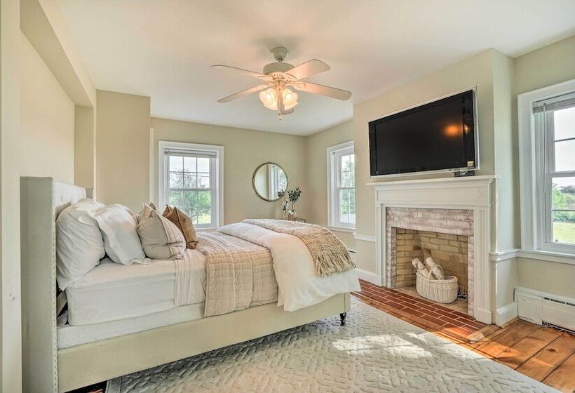 Upscale Country Home W/ Fire Pit In Taneytown!