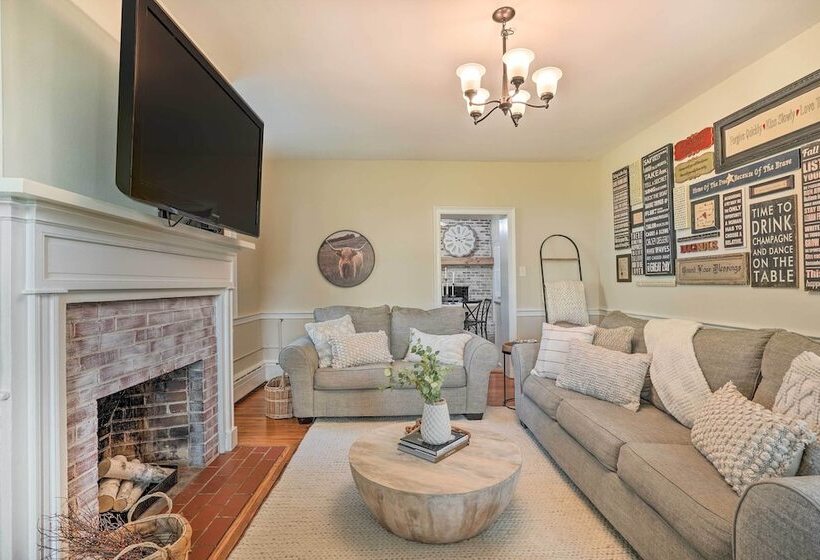 Upscale Country Home W/ Fire Pit In Taneytown!