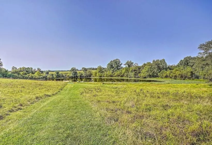 Upscale Country Home W/ Fire Pit In Taneytown!