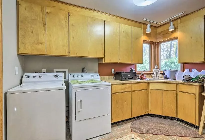 Vibrant Milford Home W/ Boat Dock & Patio!