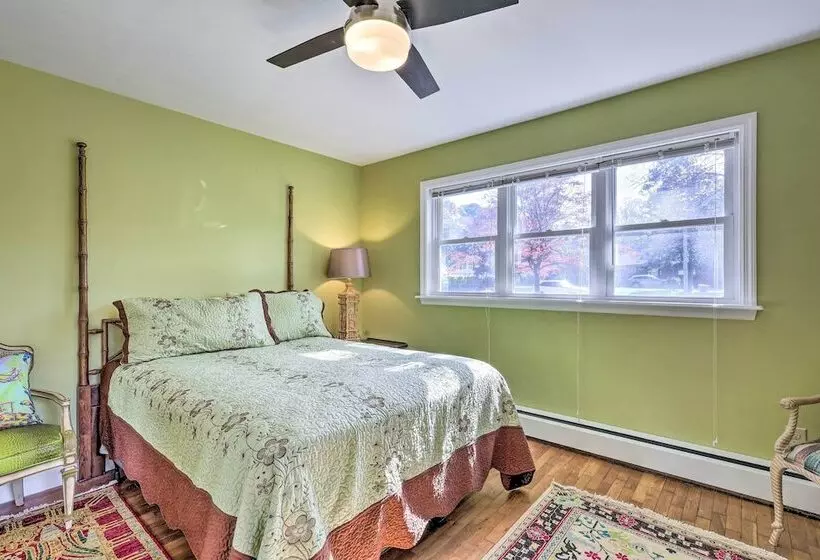 Vibrant Milford Home W/ Boat Dock & Patio!