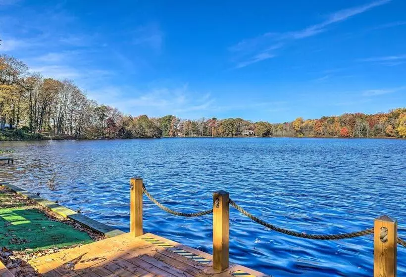 Vibrant Milford Home W/ Boat Dock & Patio!