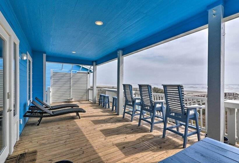 Oceanfront Freeport House W/ Private Beach!