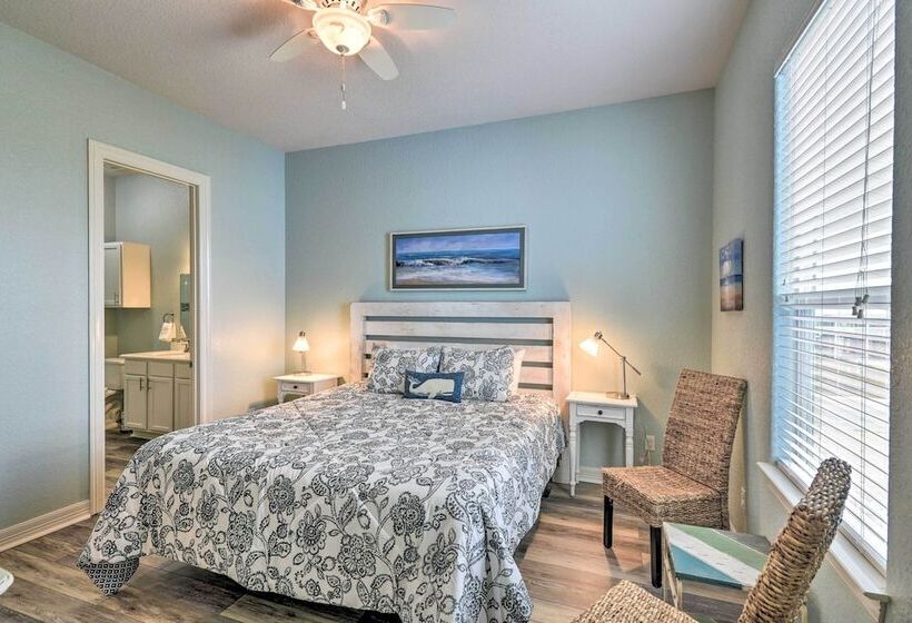 Oceanfront Freeport House W/ Private Beach!