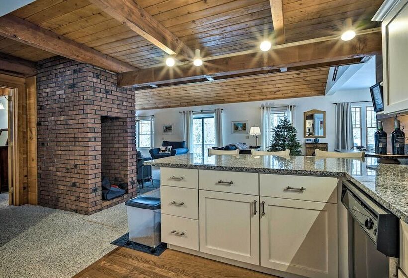 Wardsboro Family Home: 7 Mi To Mount Snow!