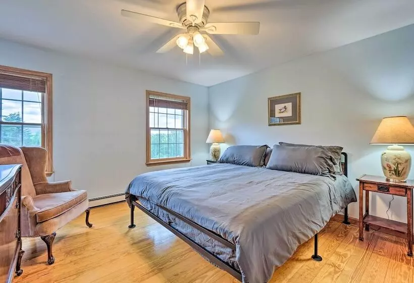 Wilmington Home On 18 Acres ~ 9 Mi To Skiing!