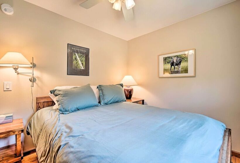 Wilmington Home On 18 Acres ~ 9 Mi To Skiing!