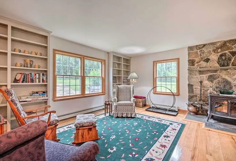 Wilmington Home On 18 Acres ~ 9 Mi To Skiing!