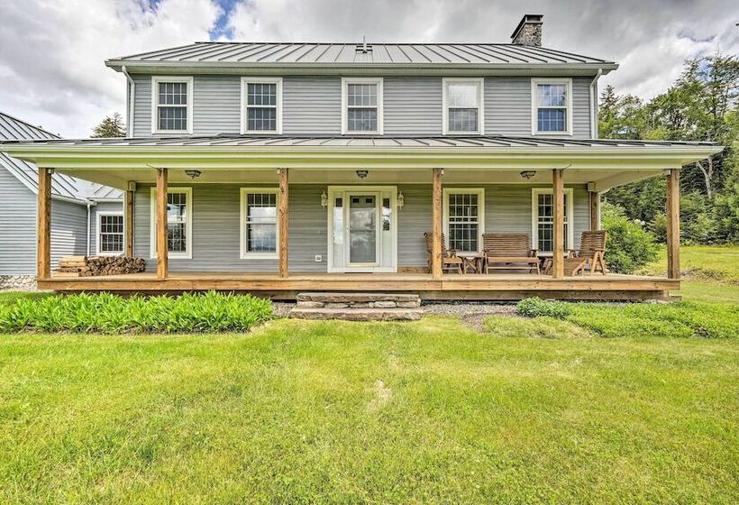 Wilmington Home On 18 Acres ~ 9 Mi To Skiing!