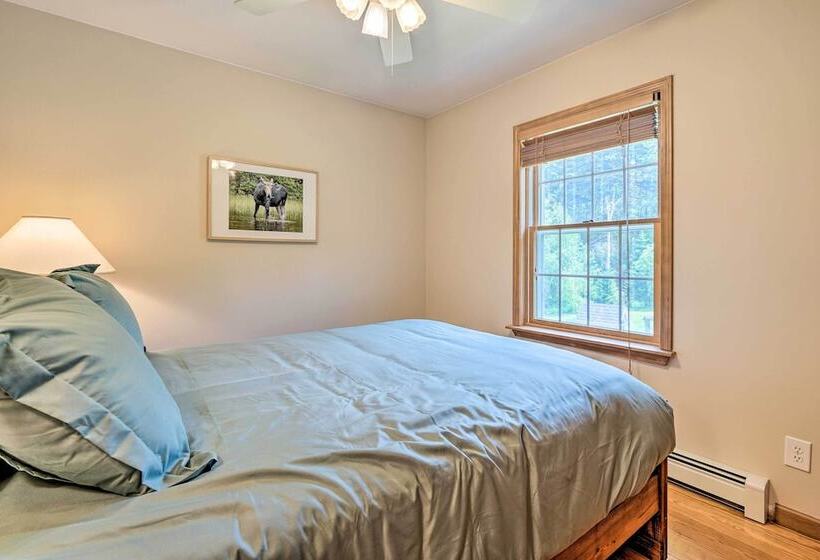 Wilmington Home On 18 Acres ~ 9 Mi To Skiing!