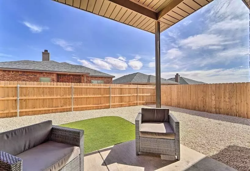 Wolfforth Home W/ Yard ~ 14 Mi To Lubbock