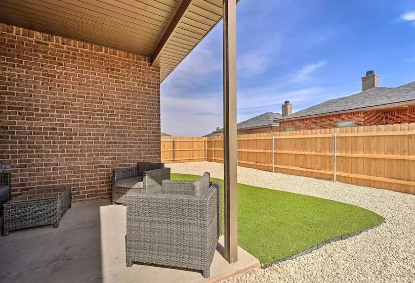 Wolfforth Home W/ Yard ~ 14 Mi To Lubbock