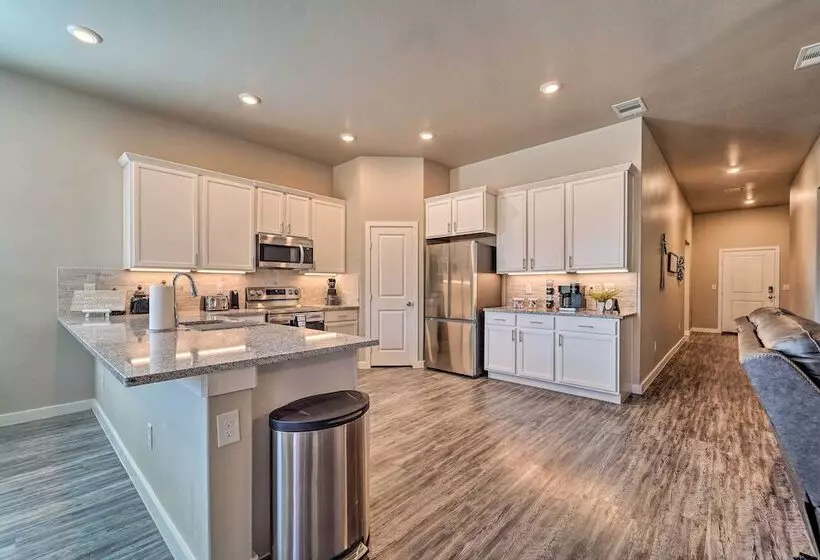 Wolfforth Home W/ Yard ~ 14 Mi To Lubbock