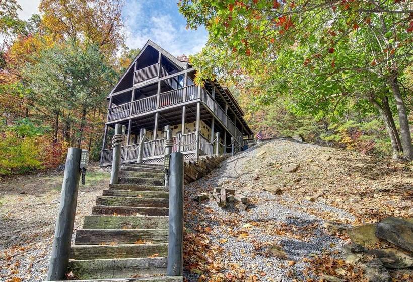 Above & Beyond Pigeon Forge Cabin W/ Prime Views!