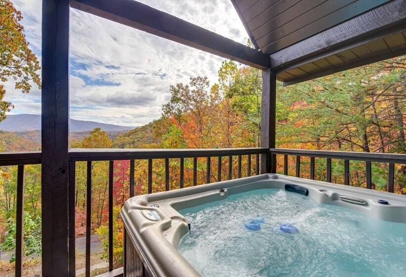 Above & Beyond Pigeon Forge Cabin W/ Prime Views!