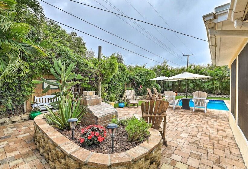 Bradenton Home W/ Beautiful Yard: 4 Mi To Downtown