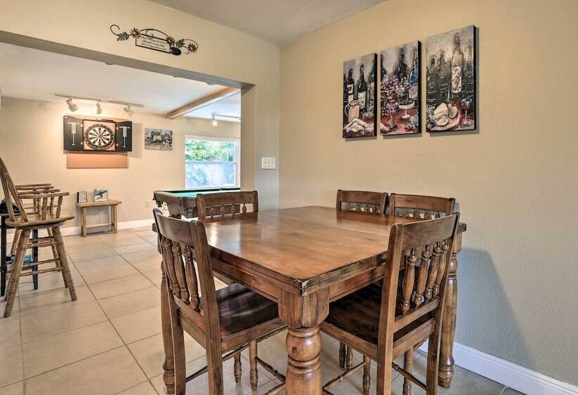 Bradenton Home W/ Beautiful Yard: 4 Mi To Downtown