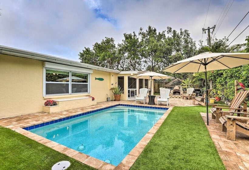 Bradenton Home W/ Beautiful Yard: 4 Mi To Downtown