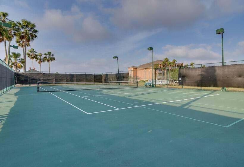 Bright Laguna Vista Home W/ Community Pool!