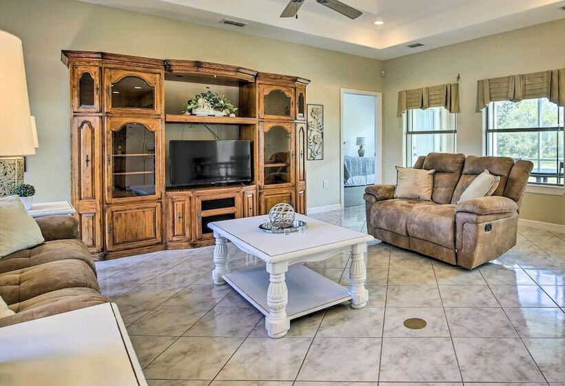 Bright Laguna Vista Home W/ Community Pool!