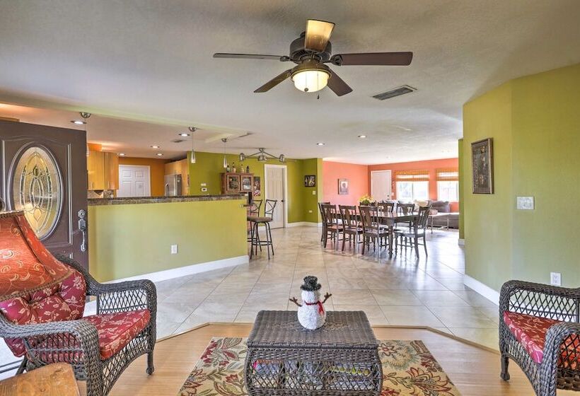 Canal Front Merritt Island Home W/ Deck + Grill!