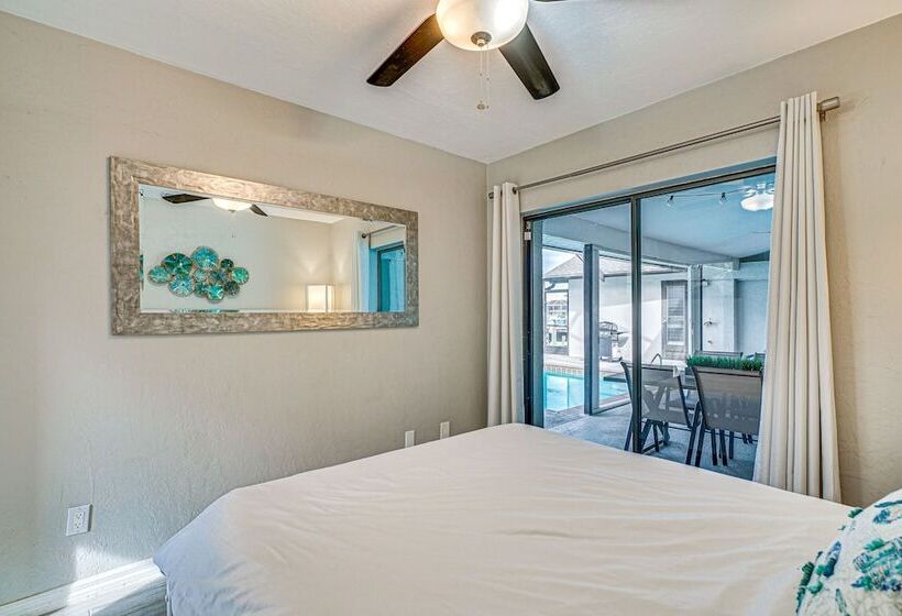 Cape Coral Home W/ Heated Pool, Dock & Gulf Access