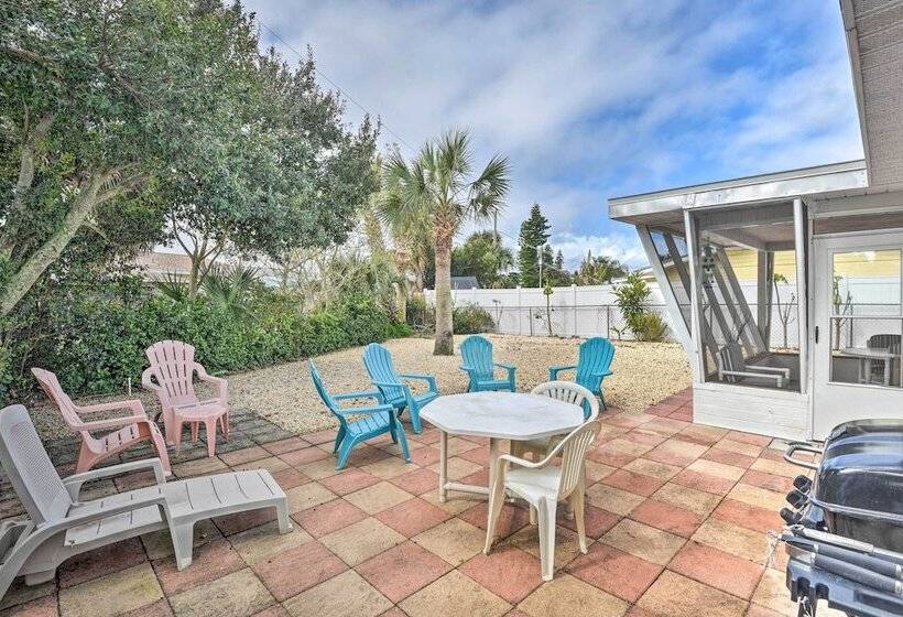 Ormond Beach Home W/ Screened Porch, Walk To Shore