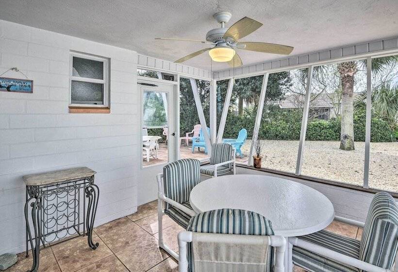 Ormond Beach Home W/ Screened Porch, Walk To Shore