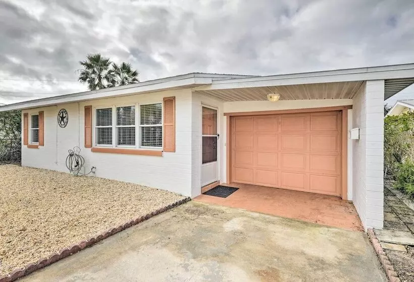 Ormond Beach Home W/ Screened Porch, Walk To Shore