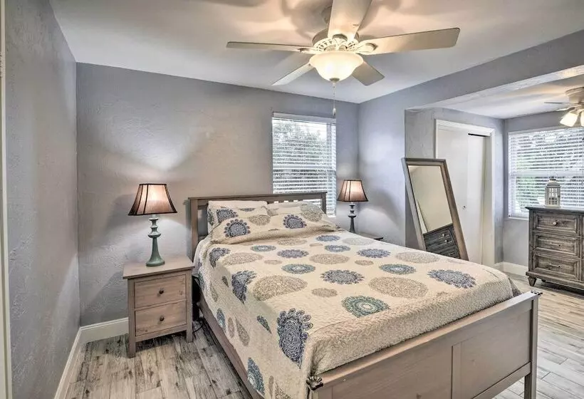 Ormond Beach Home W/ Screened Porch, Walk To Shore