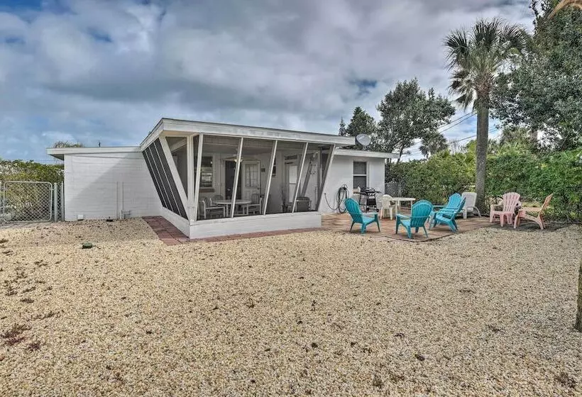 Ormond Beach Home W/ Screened Porch, Walk To Shore
