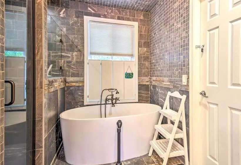 Cheery Swansea Home On Calmont Pond W/ Dock!